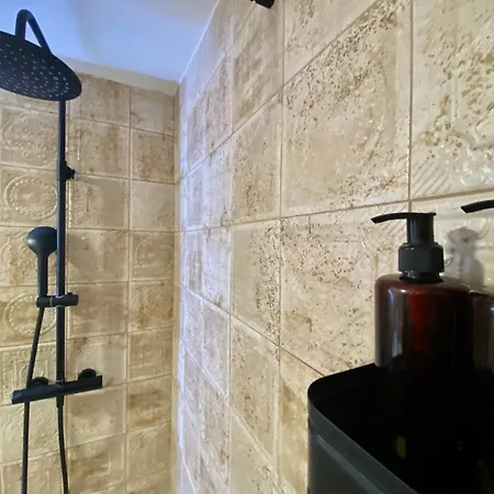 Duplex Of Arts & Science ולנסיה
